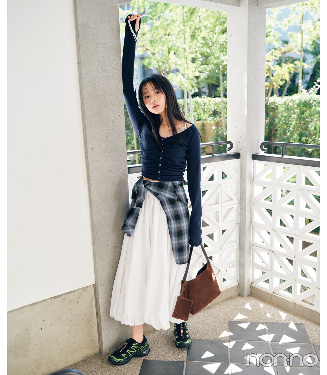 春ボトム「バルーンロンスカ」を着る林芽亜里