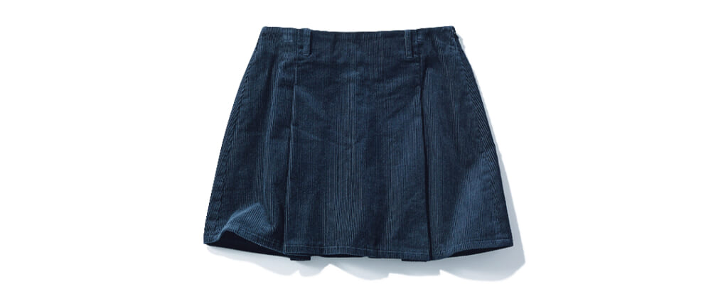 小坂菜緒の4系統別着回しアイテムカット4-5