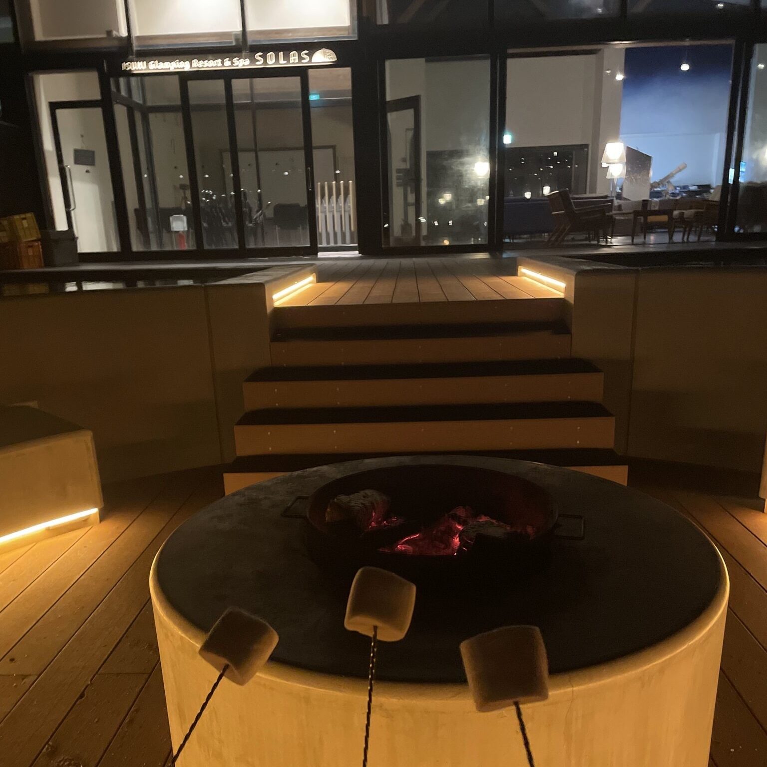 ISUMI Glamping Resort ＆ Spa SOLAS　焼きマシュマロ