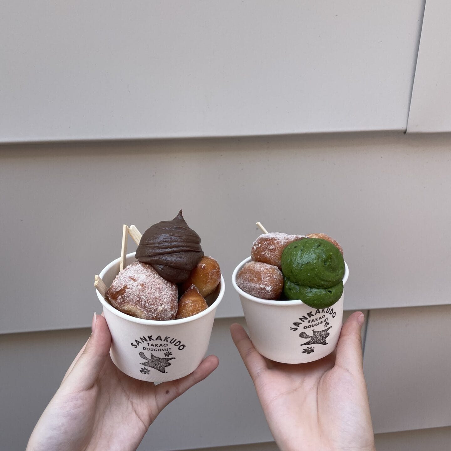 ミニドーナツチョコレート¥550
抹茶¥550