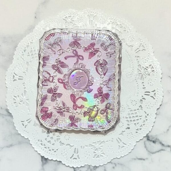 アイシャドウパレットの外見