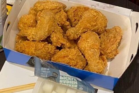 テイクアウトしたチキン