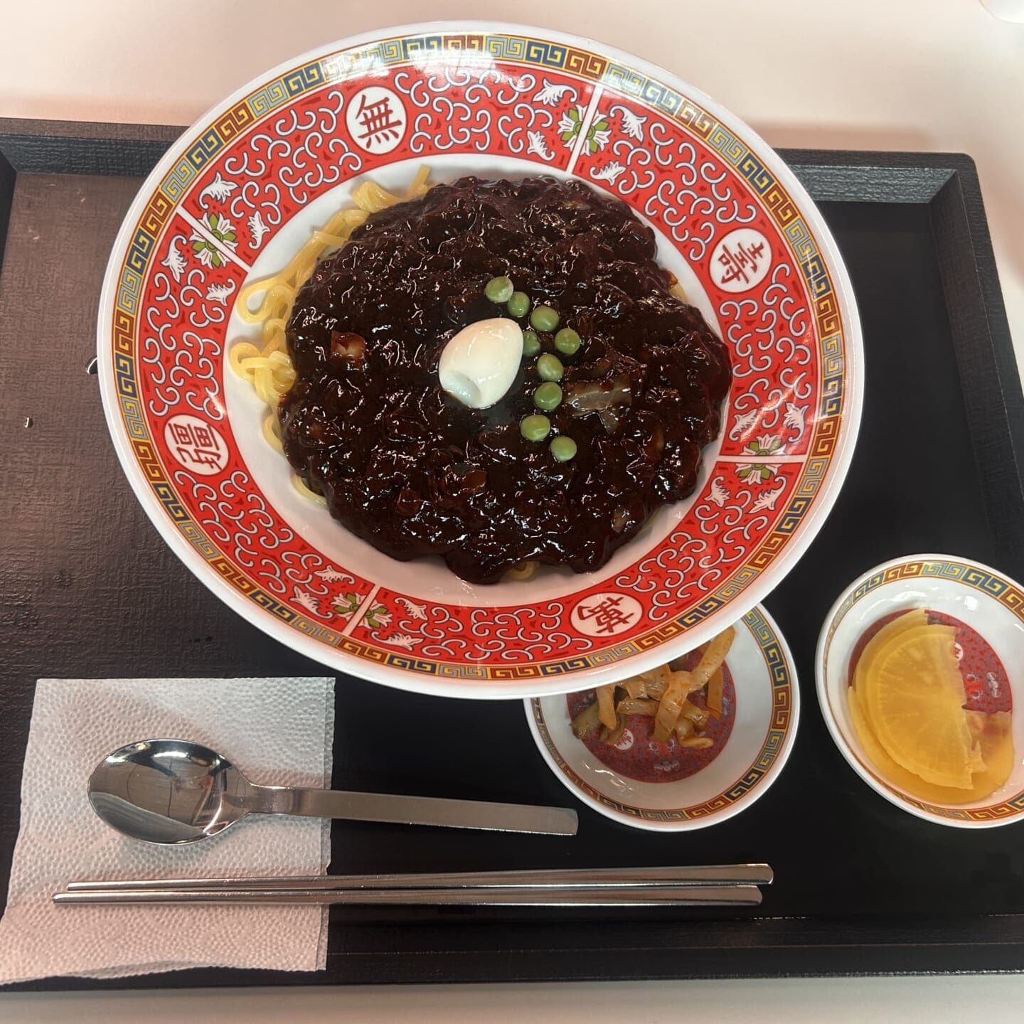 ジャージャー麺