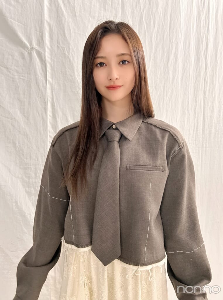 井上和の私服トップス