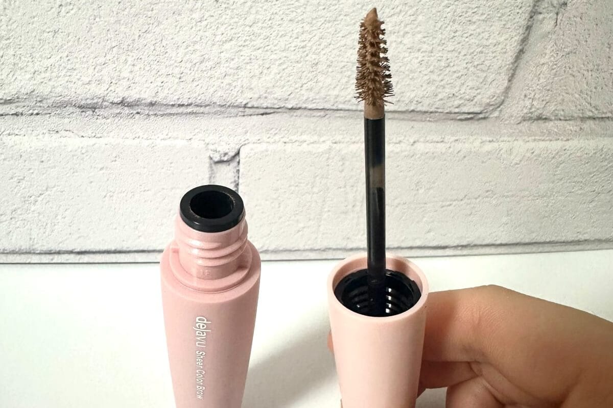 眉マスカラ中身