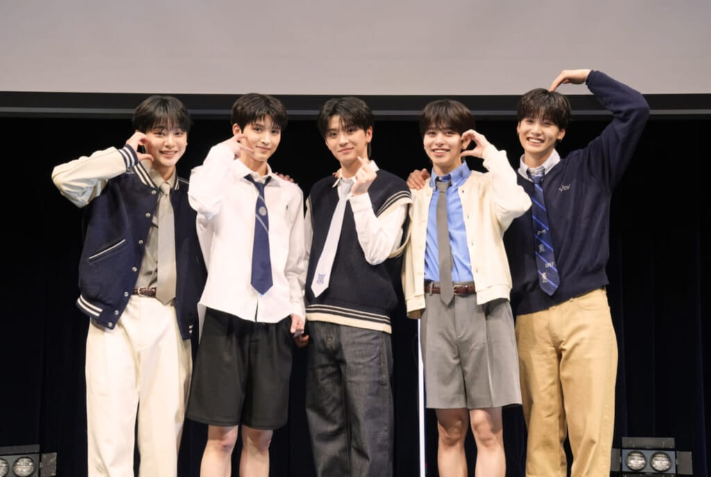 左からVIBYのKOTARO、IO、RENKI、AKITO、RYOHA