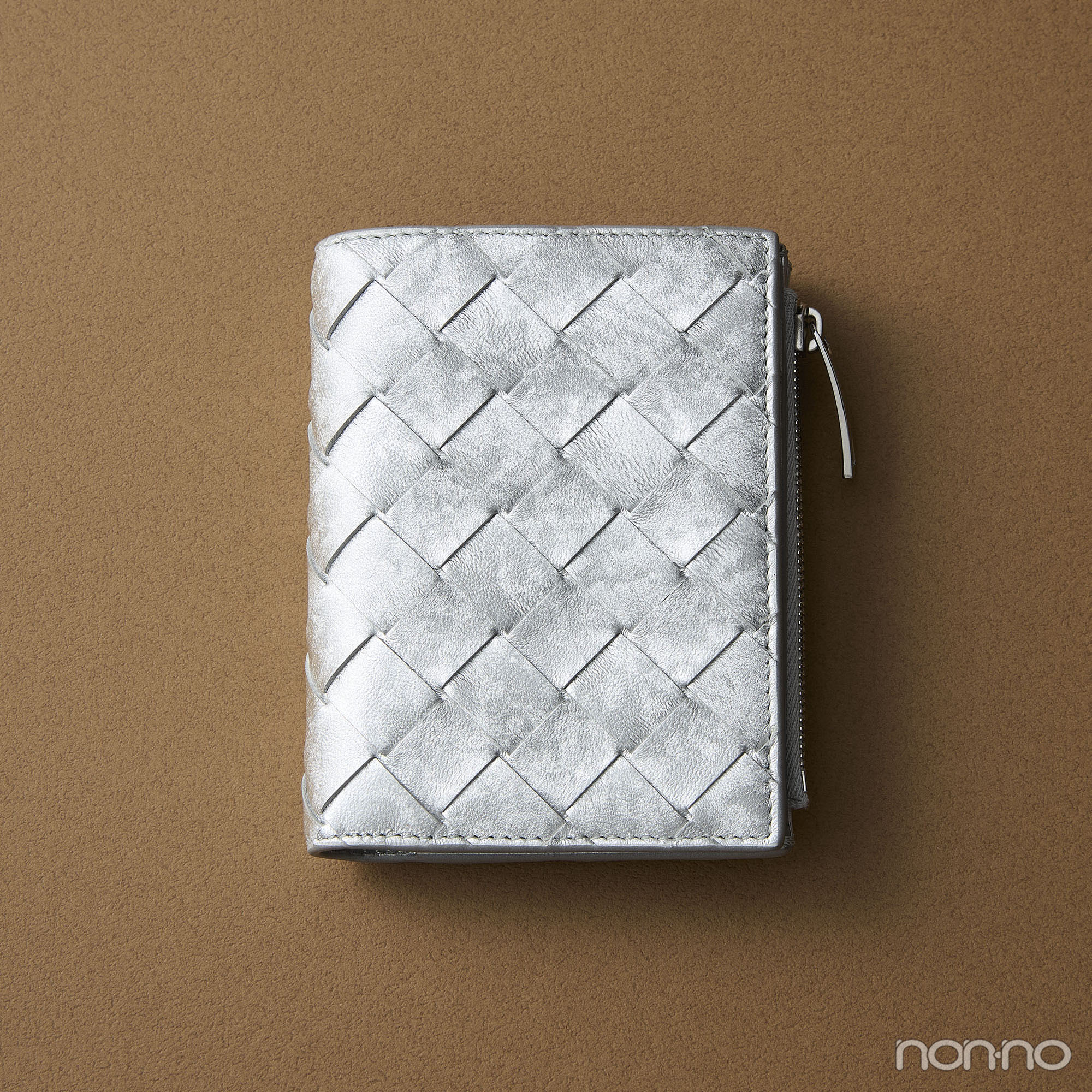 ボッテガ・ヴェネタのイントレチャートスモールウォレット