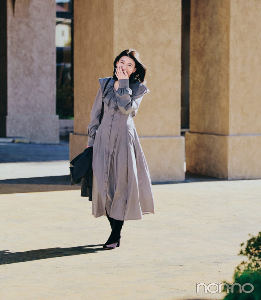 出口夏希の新生活の甘クラシックコーデ2