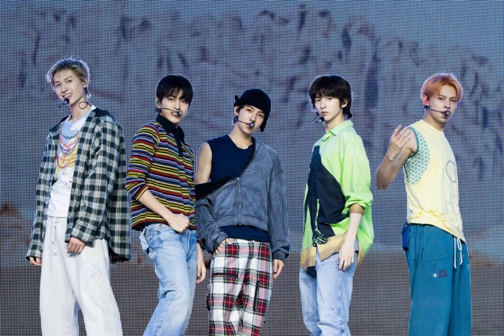 cortis マーティン PROFILE | COR | BIGHIT MUSIC