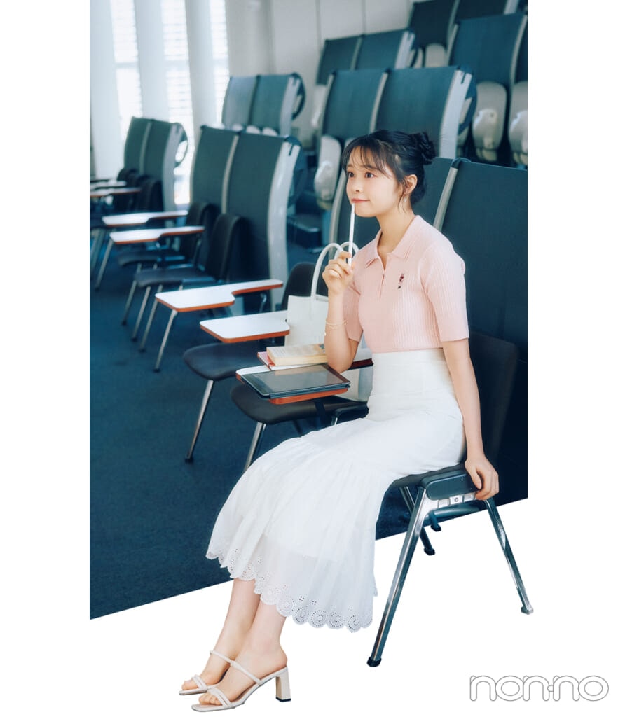 林芽亜里の時間割別大学生の作り置き通学コーデモデルカット2-9