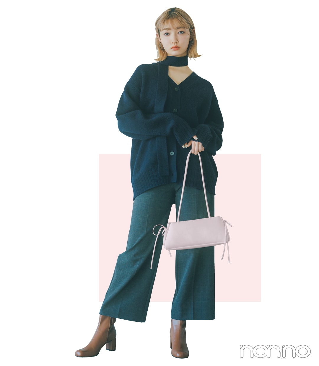 小宮山莉渚の冬服を使った春スイッチコーデ7-2