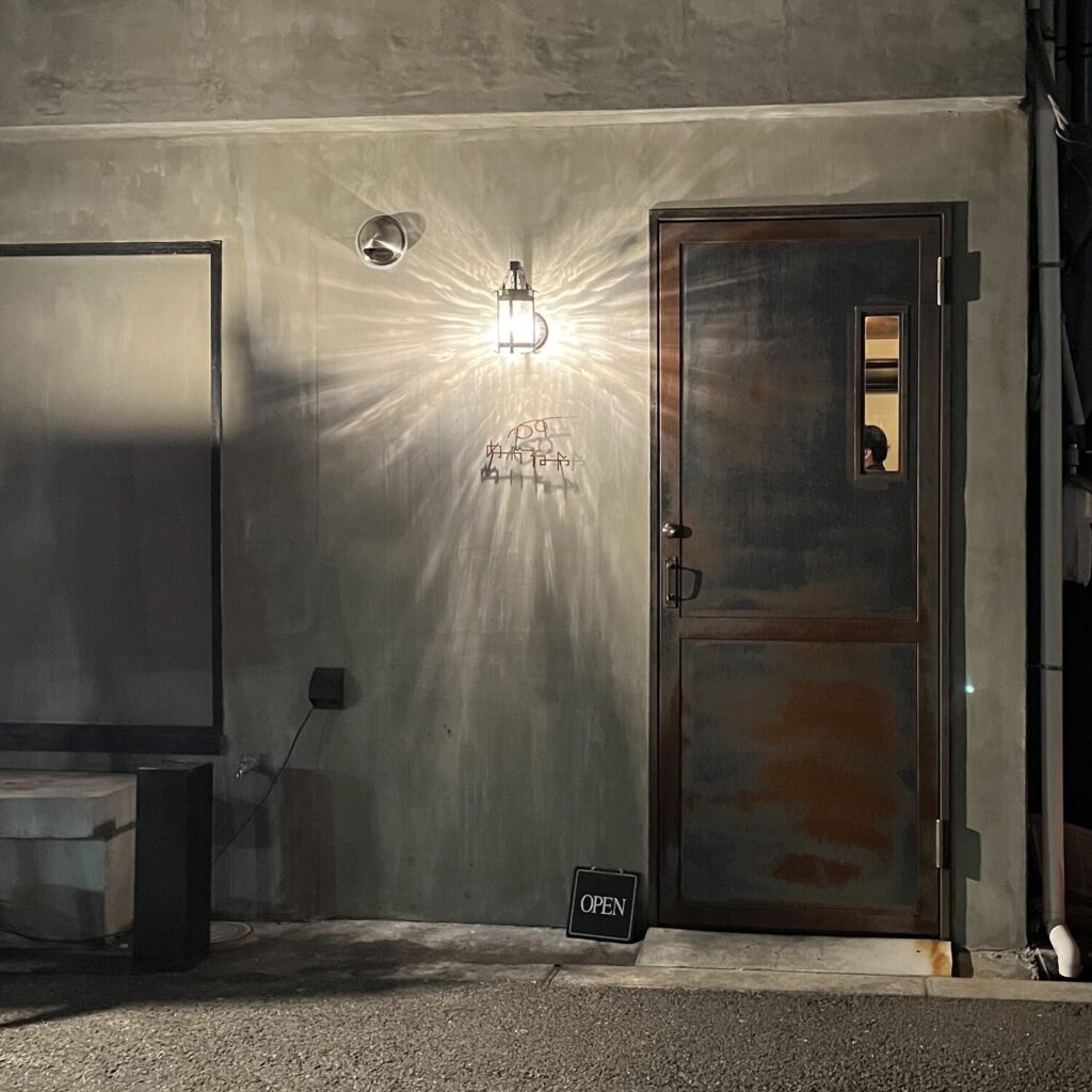 十三 めがねや 外観