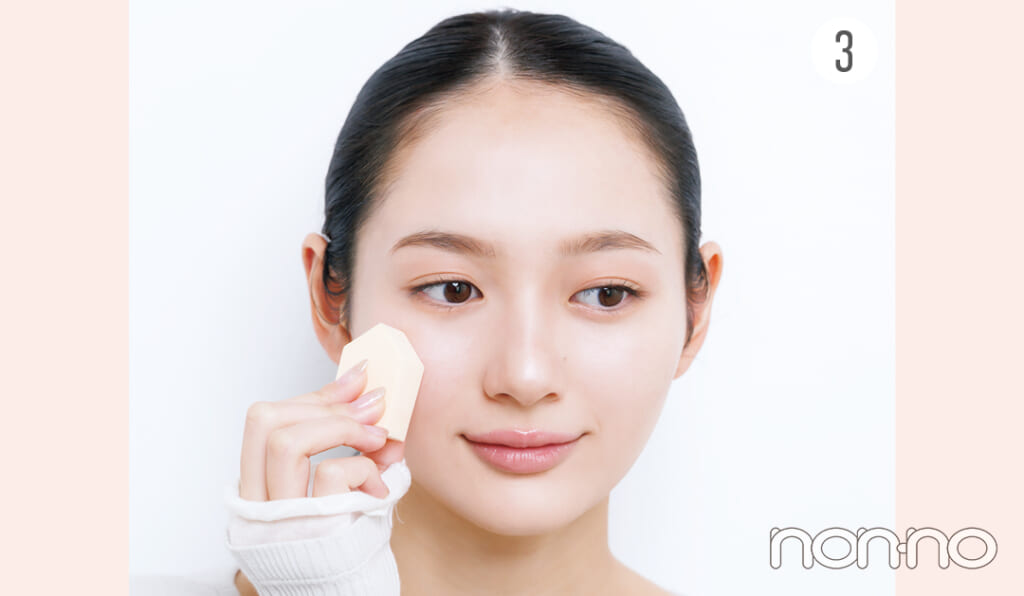 加藤栞の“多幸感肌 ”のつくり方プロセスカット2-4