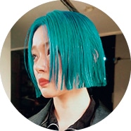 スタイリスト 小西沙良