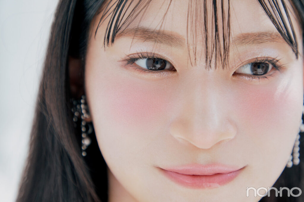 ブルべ冬におすすめのメイクの頬