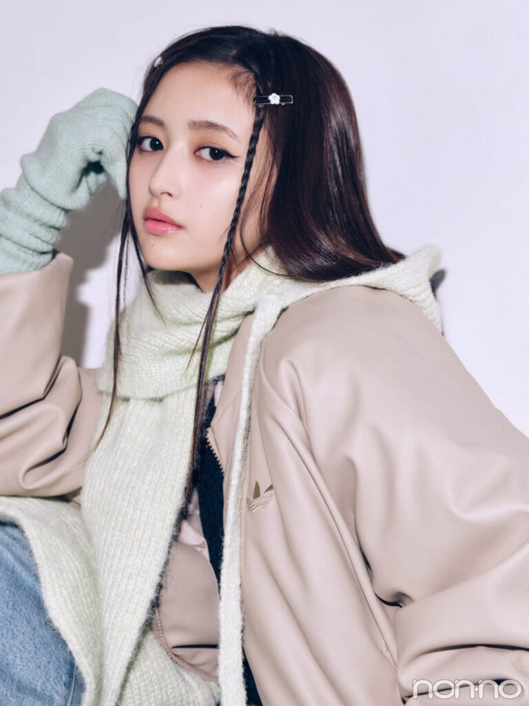 井上和のフードマフラー・顔周り