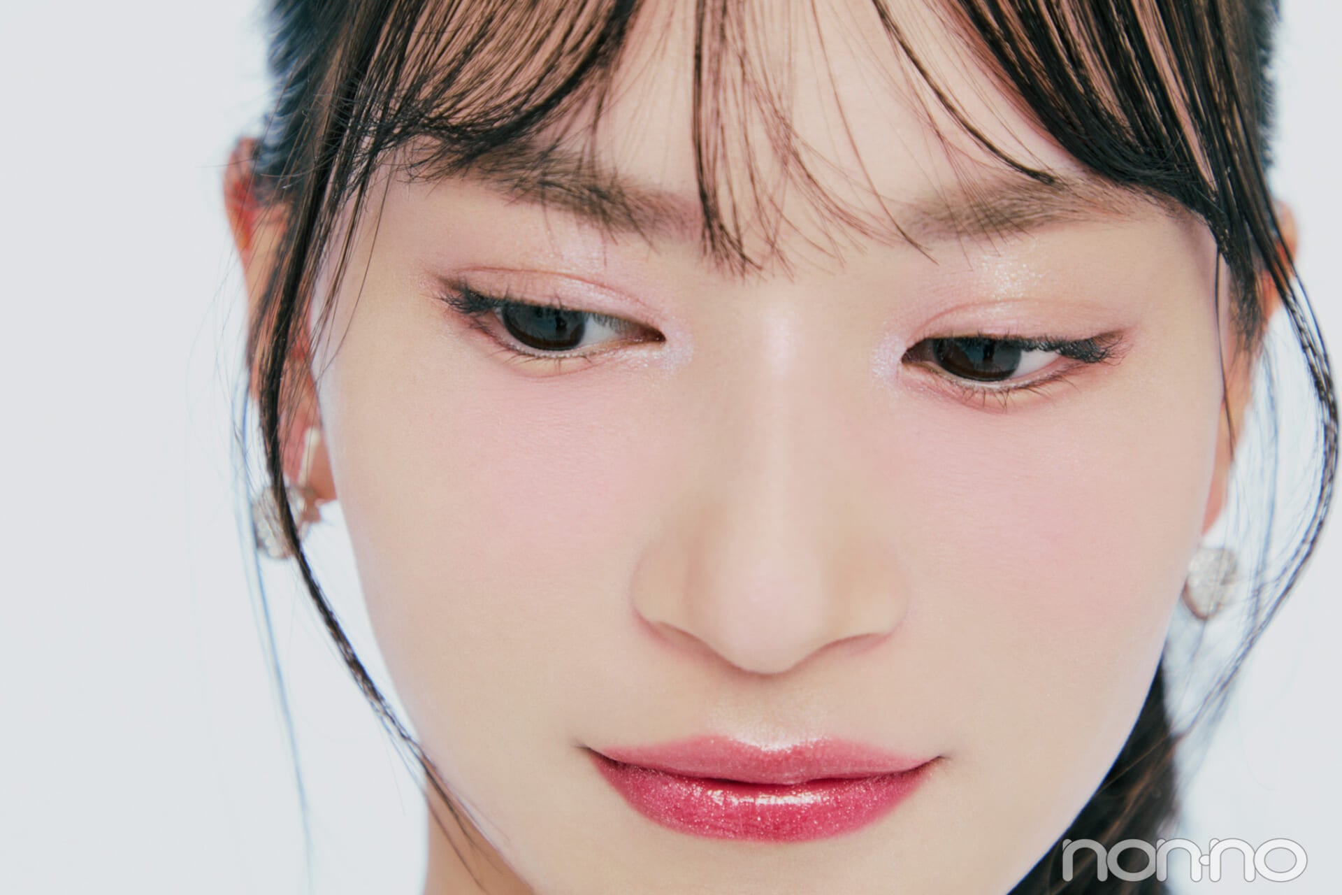 ブルべ冬におすすめメイクの目元