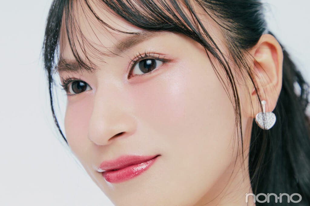 ブルべ冬におすすめメイクの頬