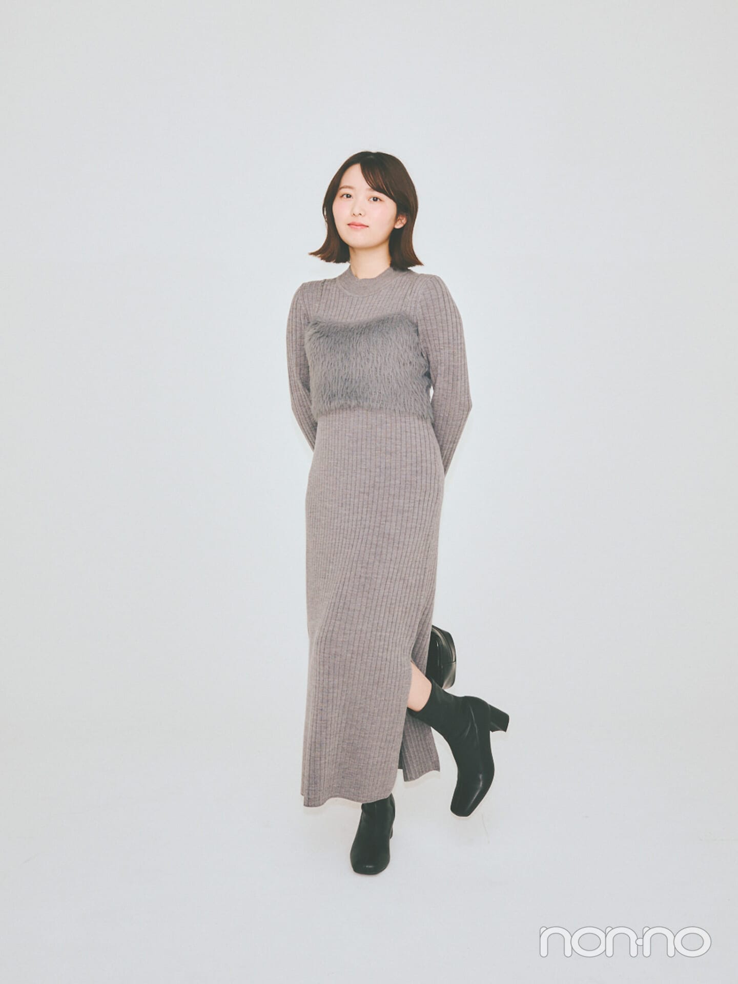 2ピースビスチェセットワンピースのスタイルアップコーデを着用した髙野涼さん