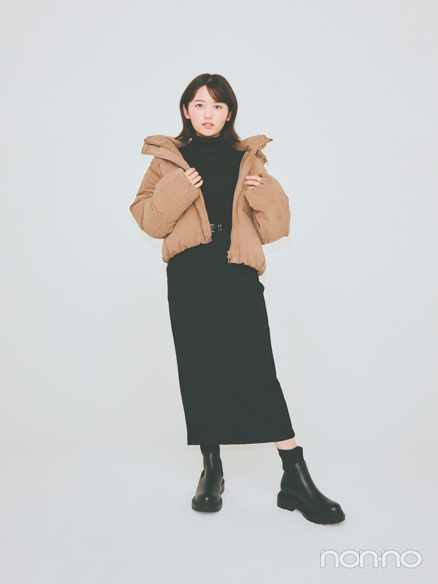 ウォームパデッドコーデュロイブルゾンのスタイルアップコーデを着用した髙野涼さん