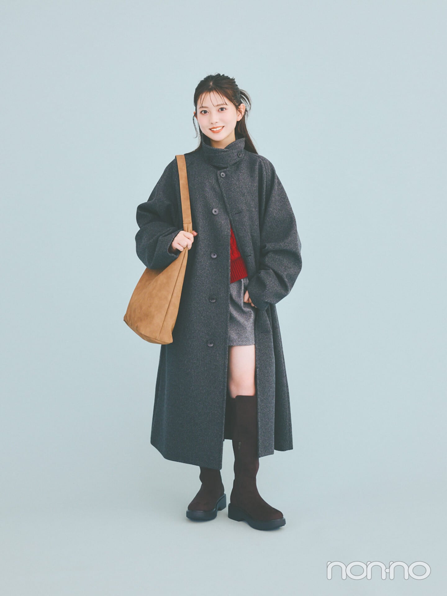 コージーメルトンバルマカーンコートを着たせきぐちりささん