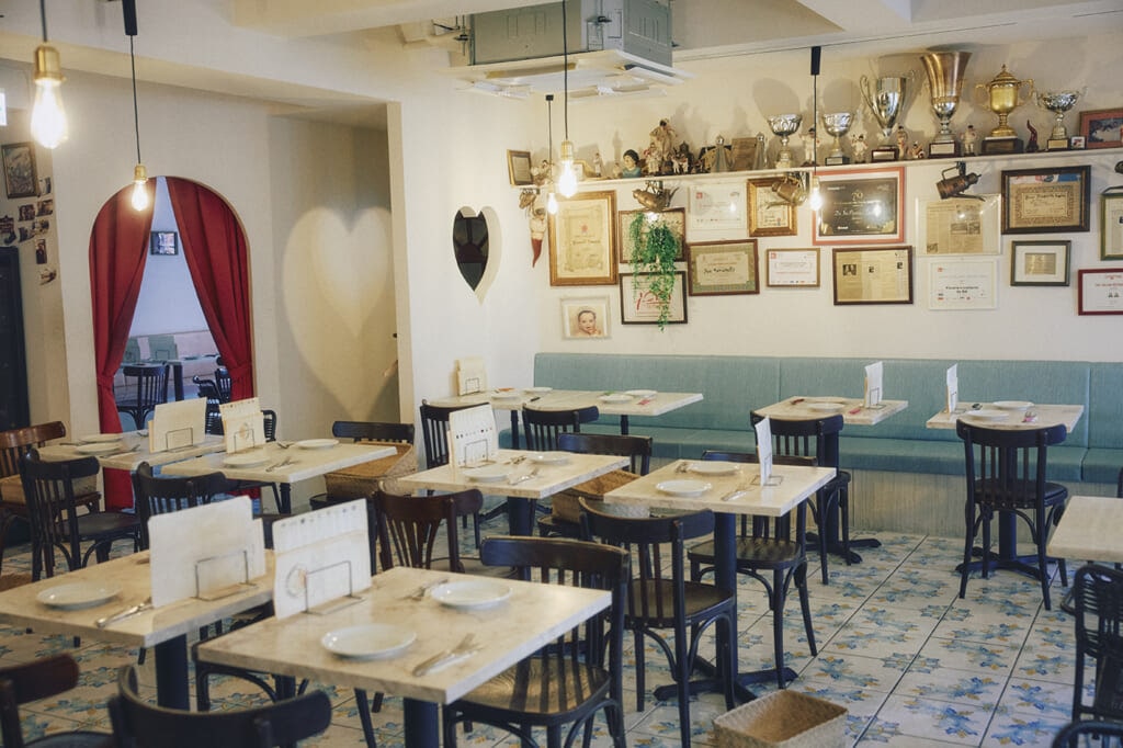 ピザ屋の店内写真