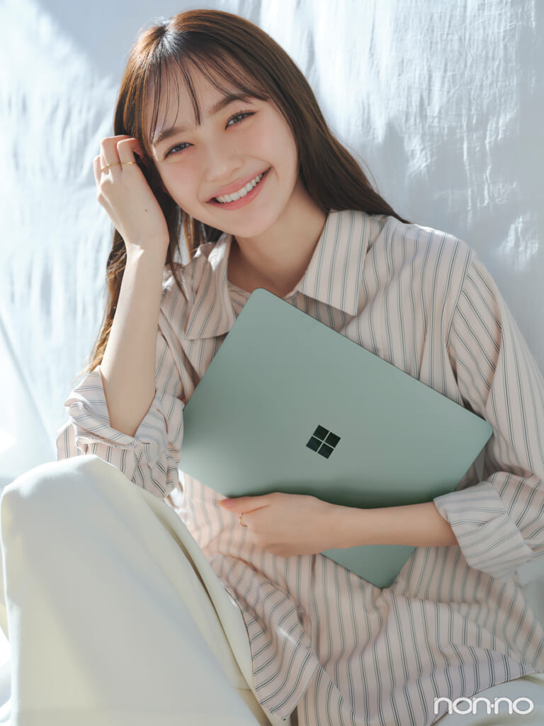 現役大学生 non-noモデル 加藤栞も感激した、“Surface だから”できること。