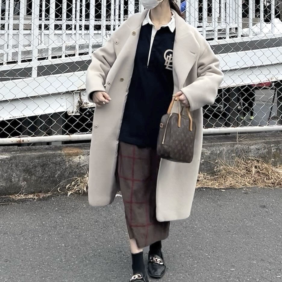 大学生のモーニングへ行く日のコーデ