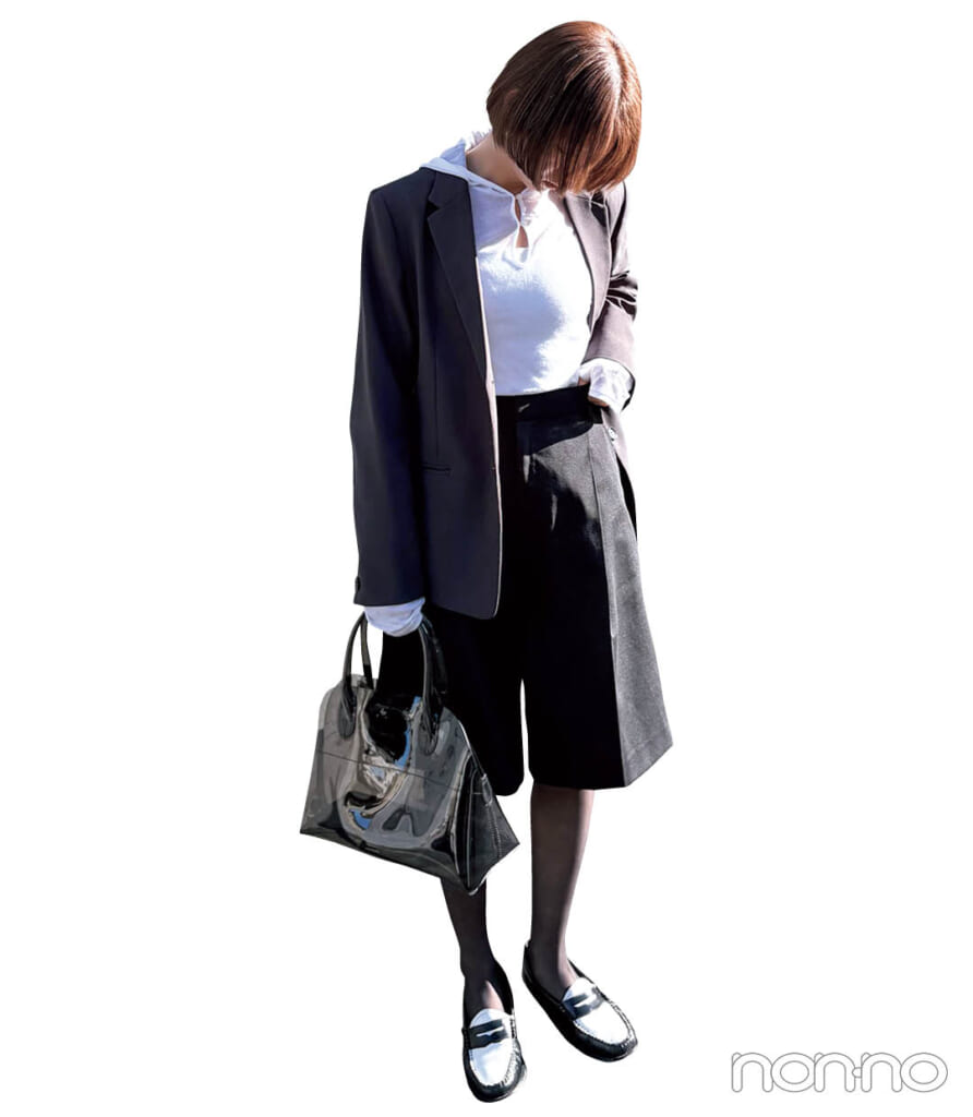 スタイリスト片山桜帆さんのおしゃれさんの"さかいめコーデ"モデルカット