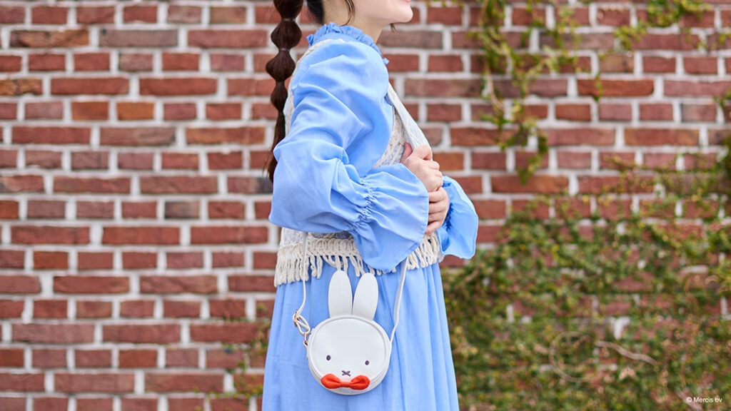 ミッフィーグッズを販売する「マイ・ミッフィーブティック」の新グッズ、お顔型ポシェット