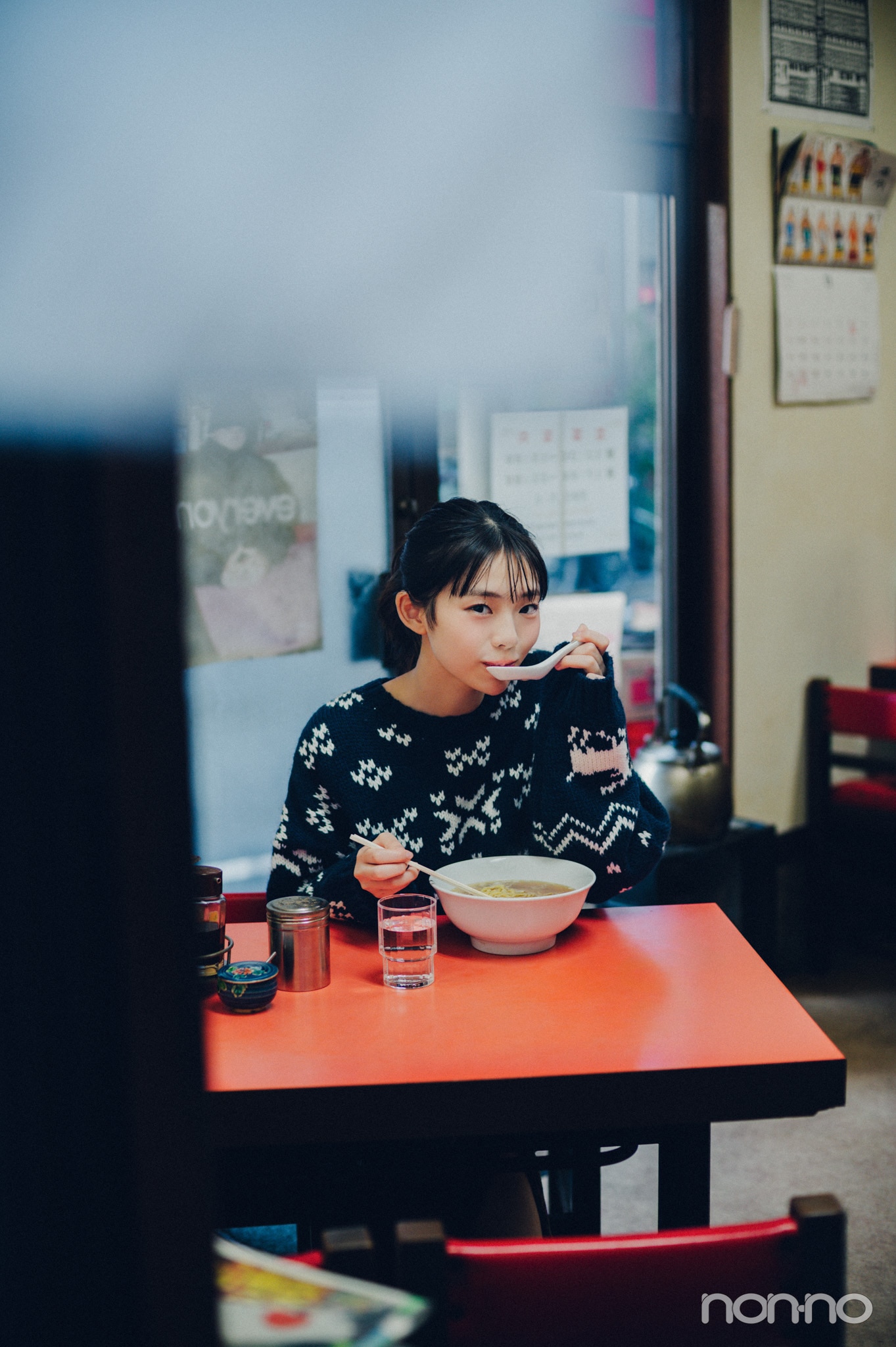 菊地姫奈のひなでぃぐ。第7回のラーメンスープを飲む菊地姫奈