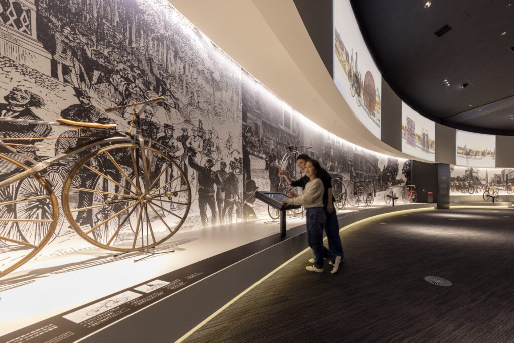 シマノ自転車博物館館内の様子