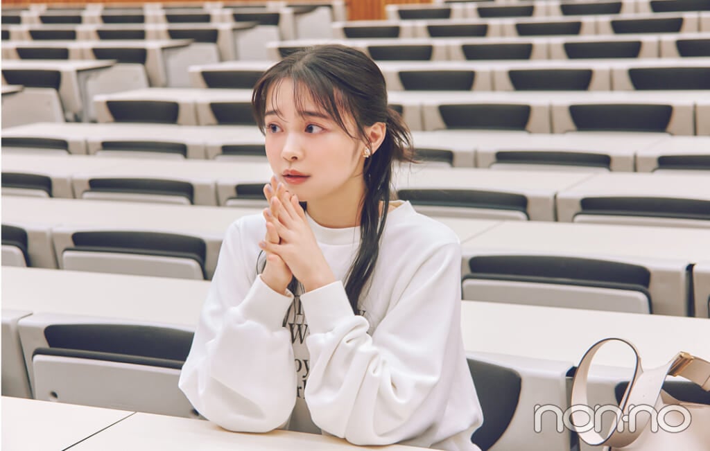 林芽亜里の大学生着回しモデルカット2-2