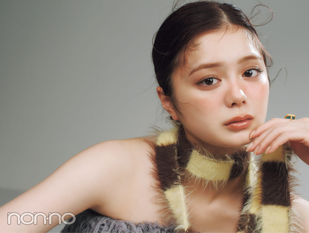 紺野彩夏の秋のブラウングレージュメイク