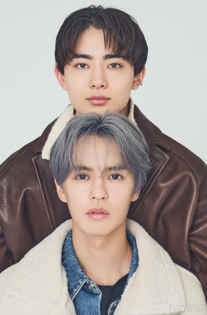 奥野壮と豊田裕大の目線ありのツーショット