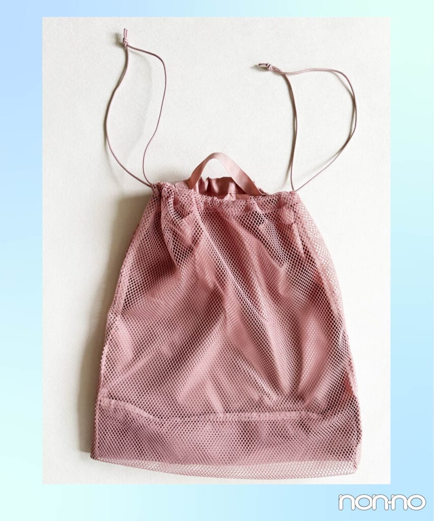 「無印良品」の「ポリエステルメッシュ巾着 ダブルタイプ」
