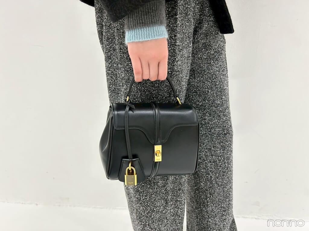 横田真悠の私物のセリーヌのバッグ