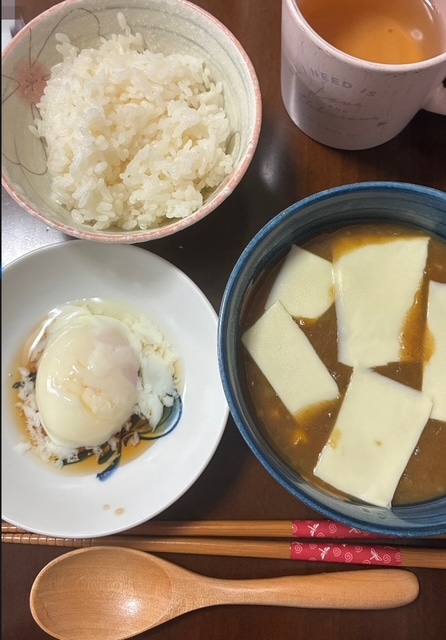 カレーwithチーズ＆温泉卵