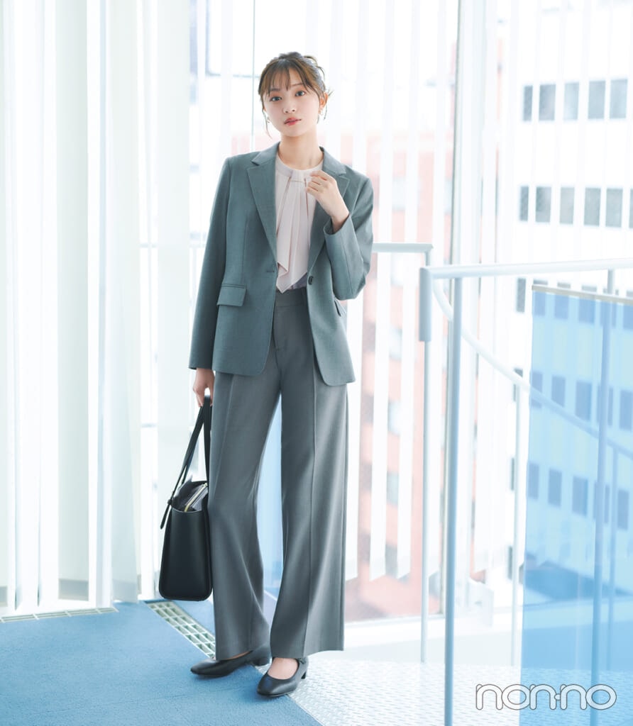 新社会人におすすめのグレージャケットとパンツの服装