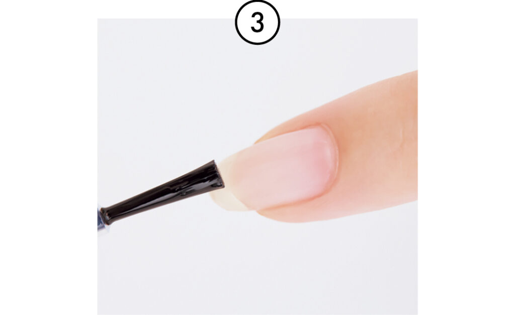 加藤栞のもちがよくなるセルフネイルの基本プロセスカット5