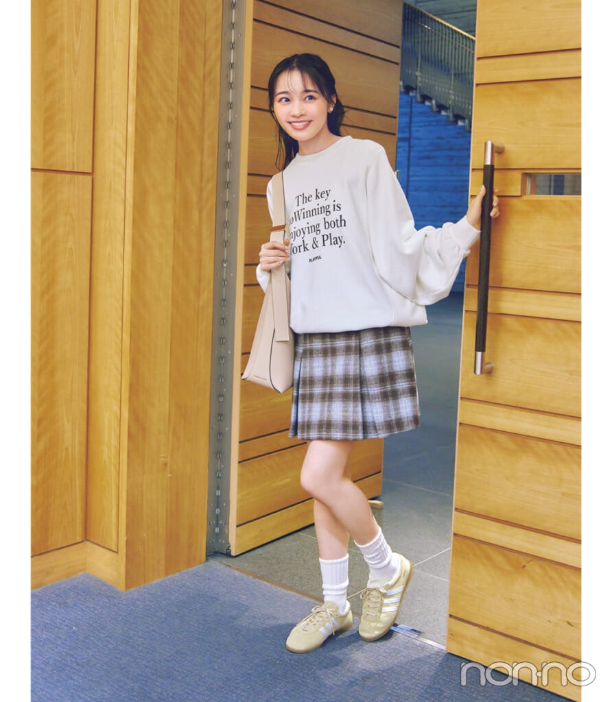 林芽亜里の大学生着回しモデルカット2-1