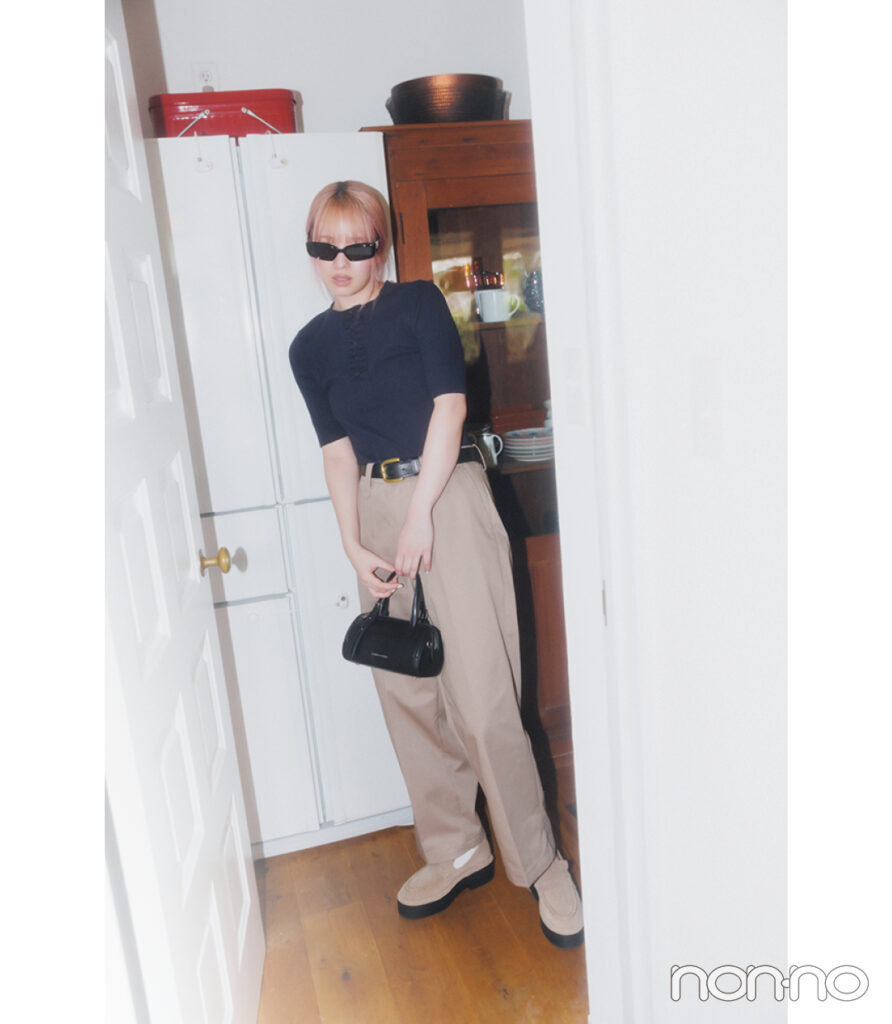 横田真悠のラクチン服モデルカット8-2