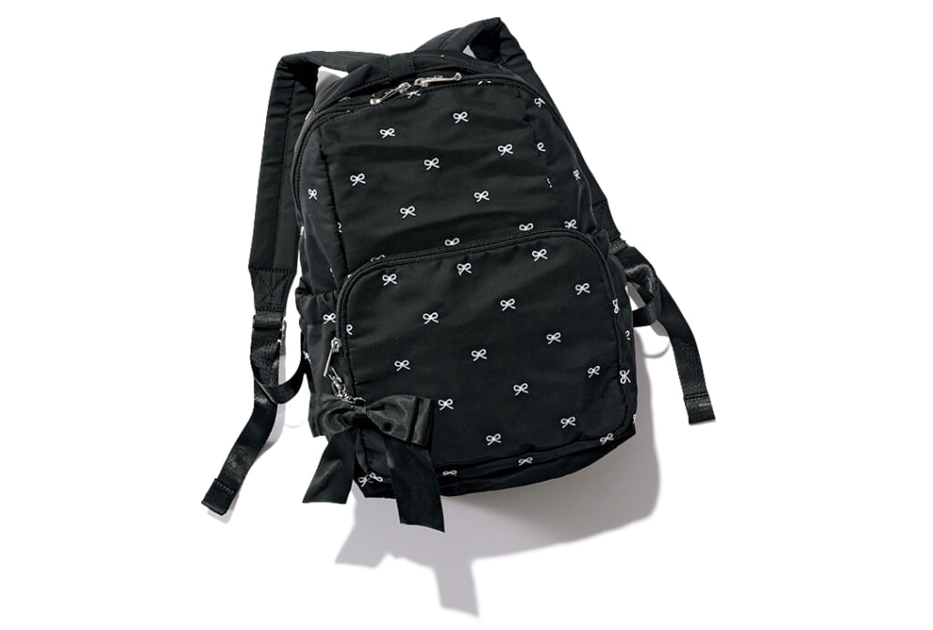 SAC’S BARのハートの黒リュック