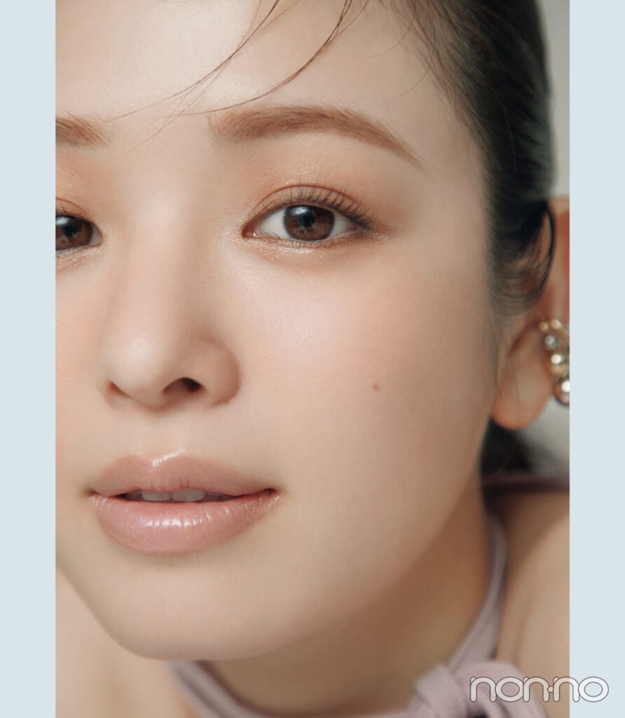 横田真悠の［2025下半期］20歳からの神コスメ大賞モデルカット7-1