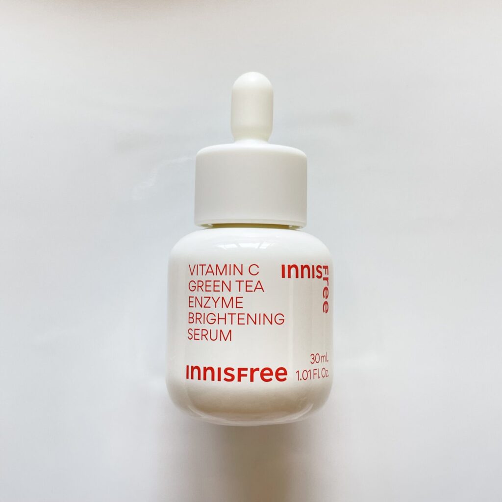 イニスフリー ビタCグリーンティーエンザイムブライトセラム 容器