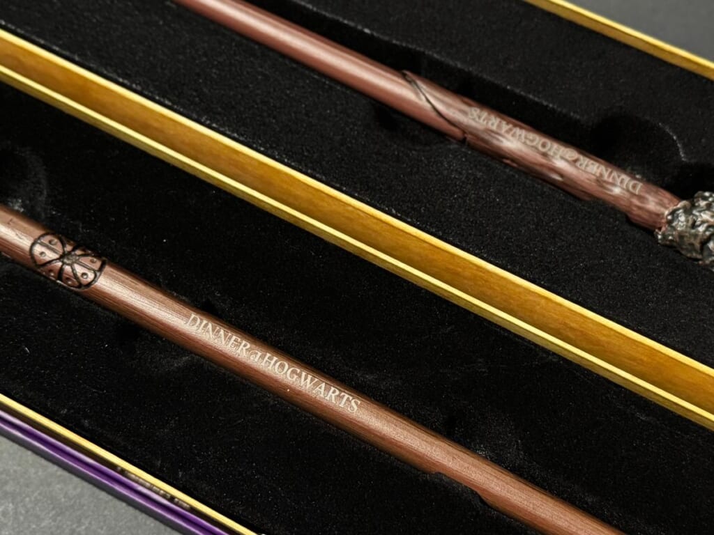 ホグワーツディナーのプレゼント「特別仕様の杖」刻印アップ