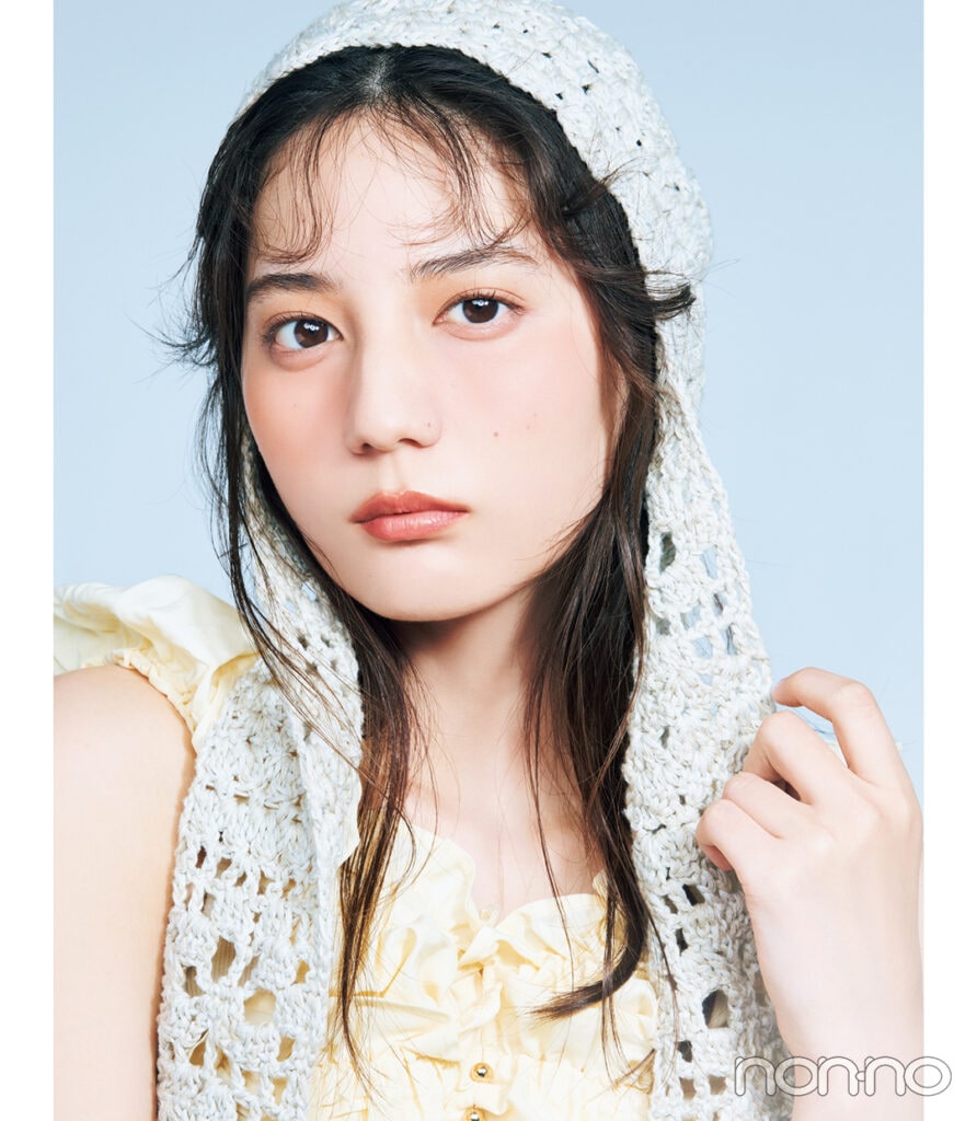 小坂菜緒の脂性肌の崩れないベースメイク