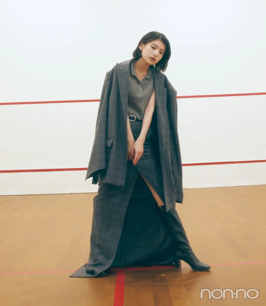 出口夏希の大学生の一週間コーデ、木曜日のセットアップスタイル