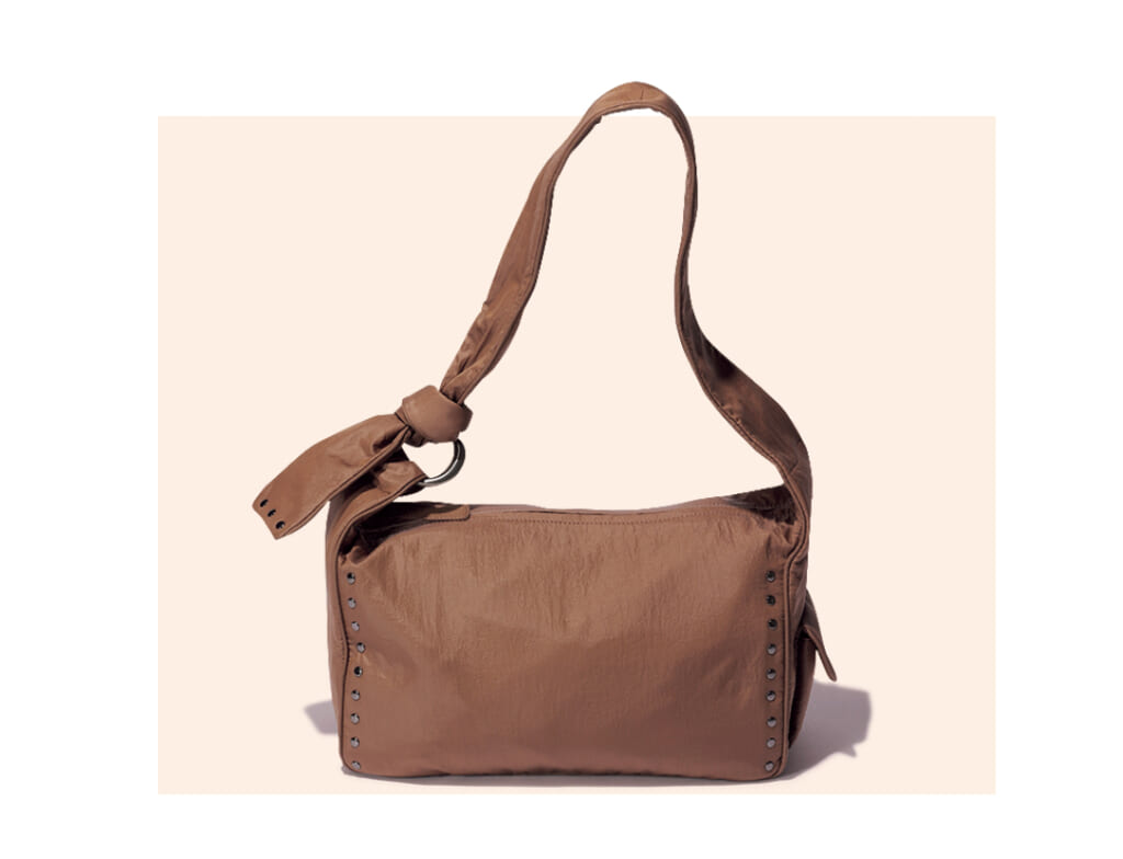 女子大学生におすすめの通学バッグ：ショルダーバッ4