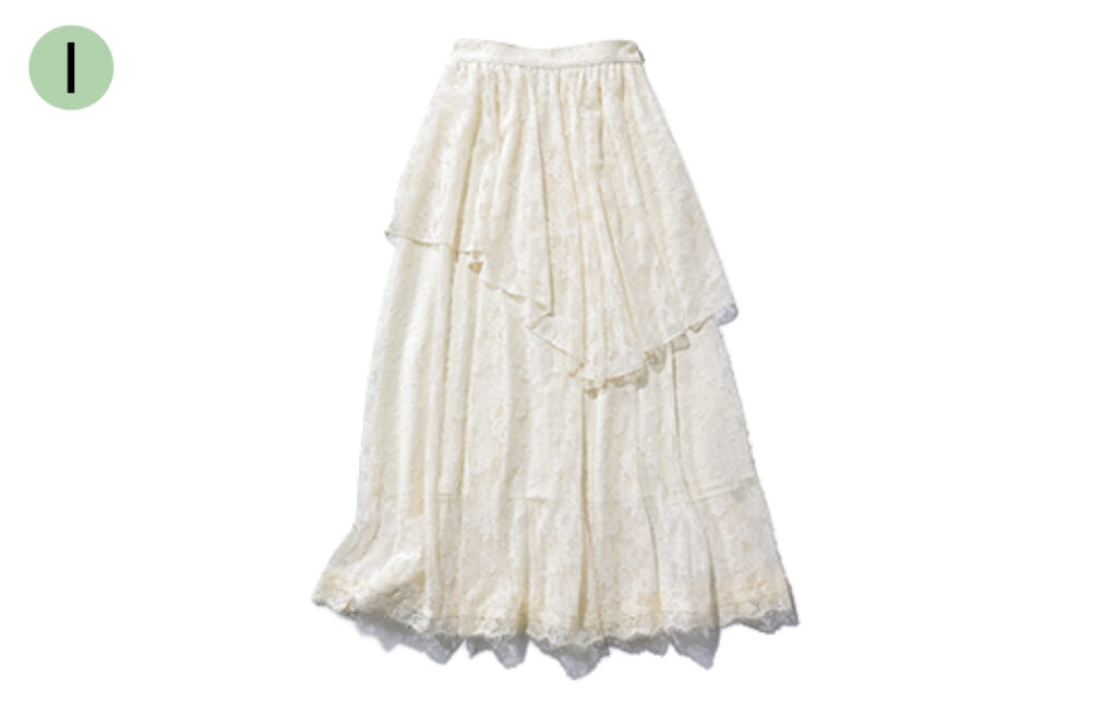 スカート￥19800／SNIDEL